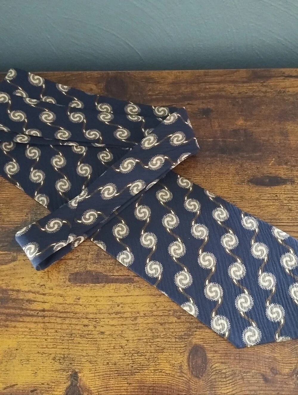 Vtg Giorgio Armani Cravatte Silk Tie Italy Black Beige Geometric Swirls- READ